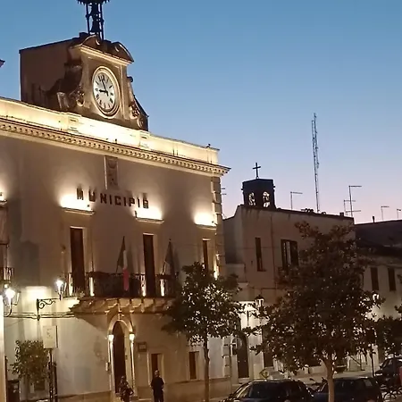 La Piazza * San Giorgio Ionico