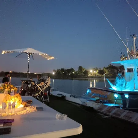 La Piazza Hébergement de vacances